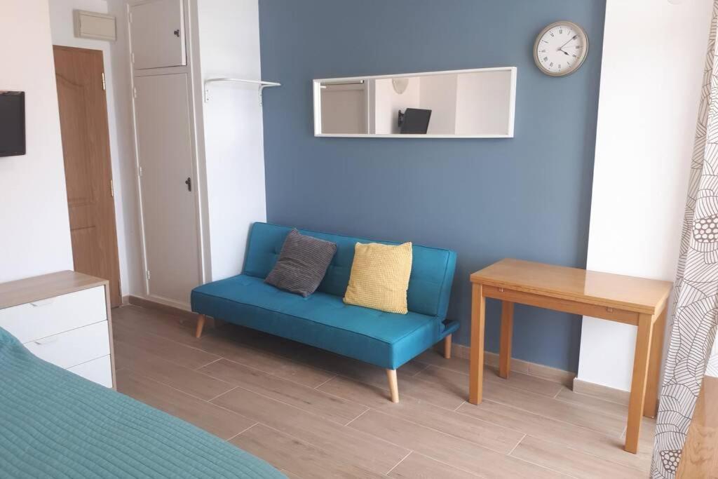 Modern Studio Near Beach. Sea, Pool And Wi-Fi Benalmadena Exterior photo