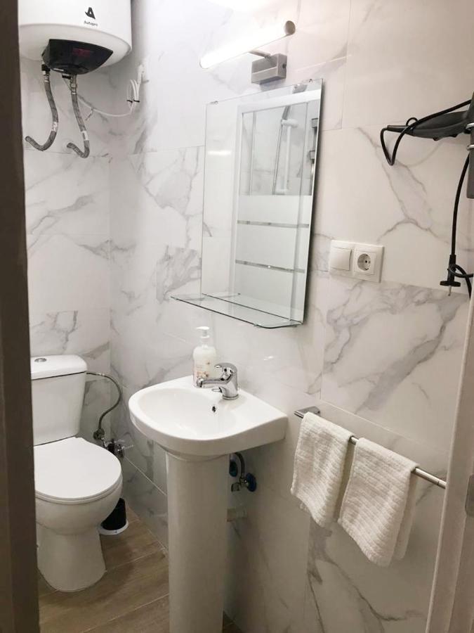 Modern Studio Near Beach. Sea, Pool And Wi-Fi Benalmadena Exterior photo